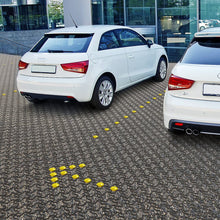 Charger l'image dans la galerie, EasySpots Paver Marker Yellow (25 Pack)